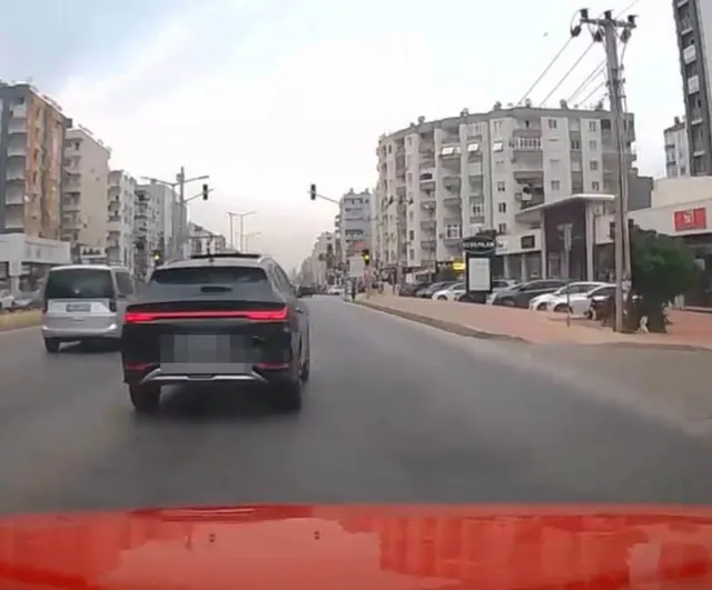 Araç kamerası kaydetti, trafik ihlalleri cezasız kalmadı