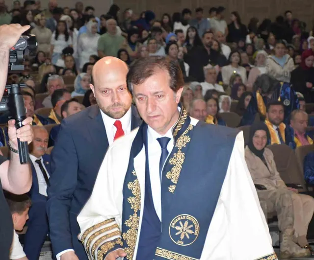 Ardahan Üniversitesi'nde mezuniyet töreni