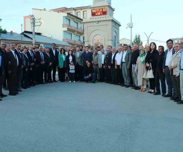 Aşkale kaymakamı Emre Oğuztürk'e duygu dolu veda