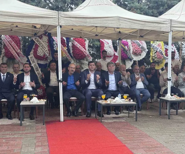 Ata-San Otomotiv yeni hizmet binası protokol katılımıyla açıldı