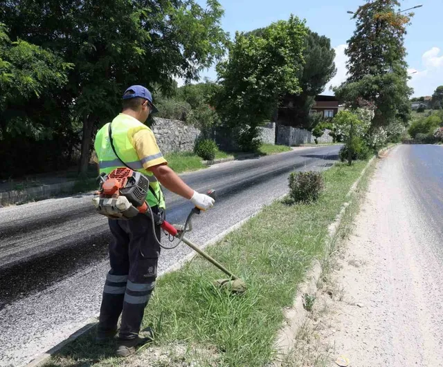 Aydın Büyükşehir Belediyesi Umurlu ve Dalama’da çevre düzenlemesi yaptı, muhtarlardan teşekkür geldi