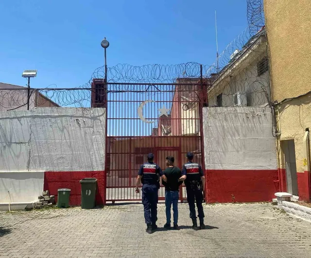 Aydın Çine'de açık cezaevinden firar eden hükümlü jandarma tarafından yakalandı