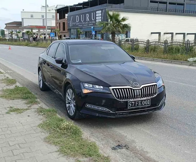 Bafra'da Erfelek Belediye Başkanı’nın makam aracının çarptığı bisikletli yaralandı
