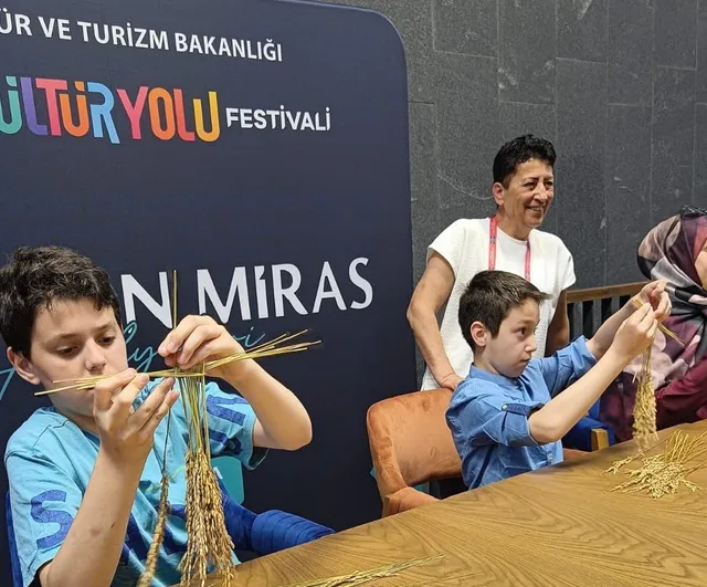 Bafra pirincinin başakları bereket süsü oldu