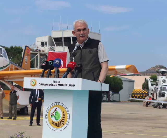 Bakan Yumaklı: hava gücümüzle 462 ton su atma kapasitesine sahibiz