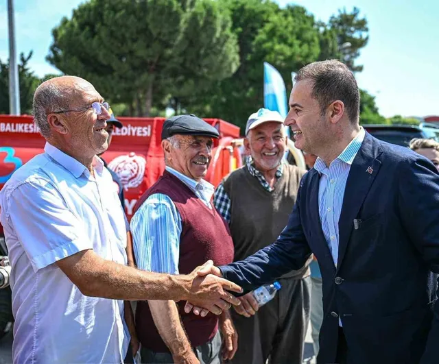 Balıkesir Büyükşehir'den kırsala 50 yeni yangın tankeri