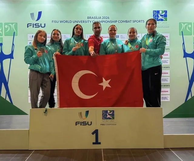BARÜ'lü güreşçi Bükrenaz Sert dünya şampiyonu oldu