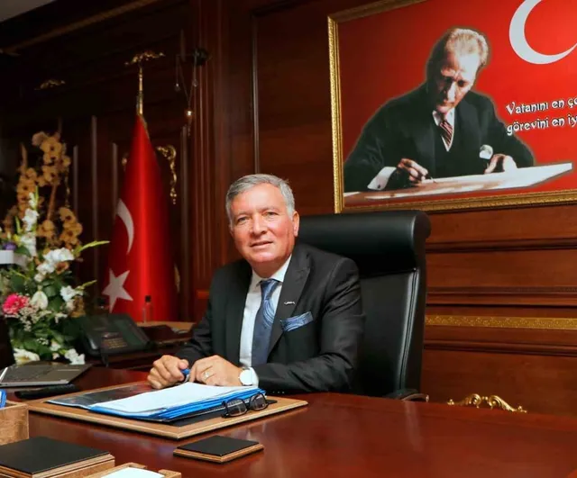 Başkan Kepenek'ten Babalar Günü mesajı