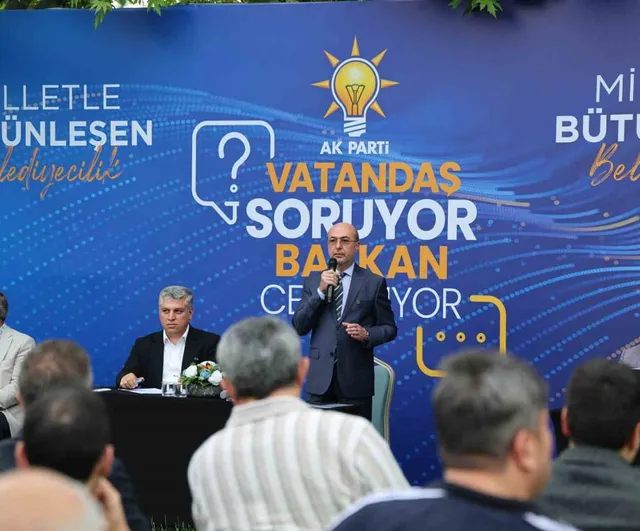 Başkan Pekyatırmacı Şeyh Şamil ve Mehmet Akif Mahallelerinde 'Vatandaş Soruyor, Başkan Cevaplıyor' Programında Talepleri Dinledi