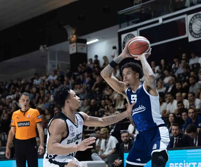 Beşiktaş 82-79 Bahçeşehir Koleji — BSL Play-off Yarı Finali: Beşiktaş Seride 1-0 Öne Geçti
