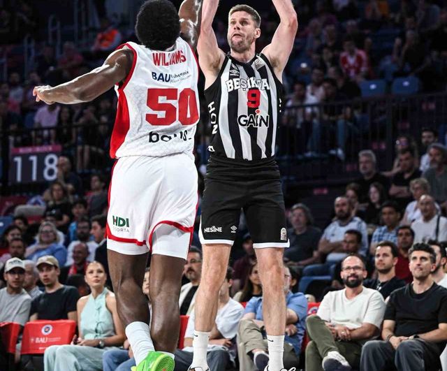 Beşiktaş, Bahçeşehir'i 73-71 yenerek seriyi 2-2'ye taşıdı
