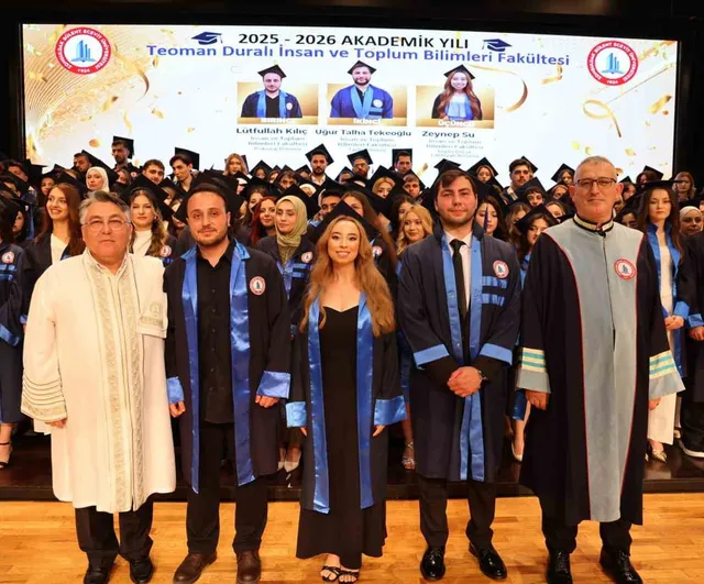 BEUN’da başarı ve mutluluk diplomalarla taçlandı