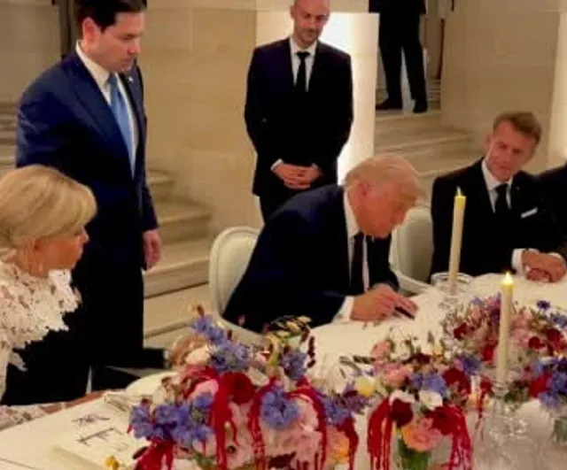 Beyaz Saray, Trump’ın İran anlaşmasını imzaladığı anları yayınladı