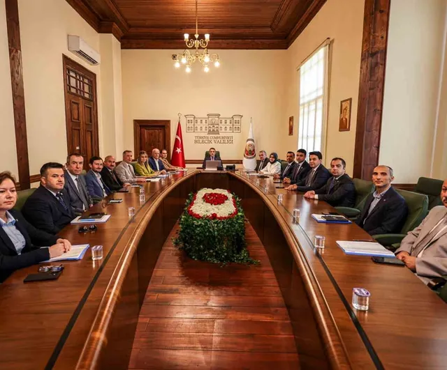 Bilecik'te KÖYDES Projeleri Değerlendirme Toplantısı: Altyapı ve Koordinasyon Öne Çıktı