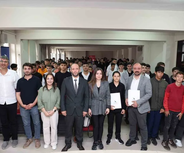 Bilim Kafe'de geleceğin meslekleri serisi başladı