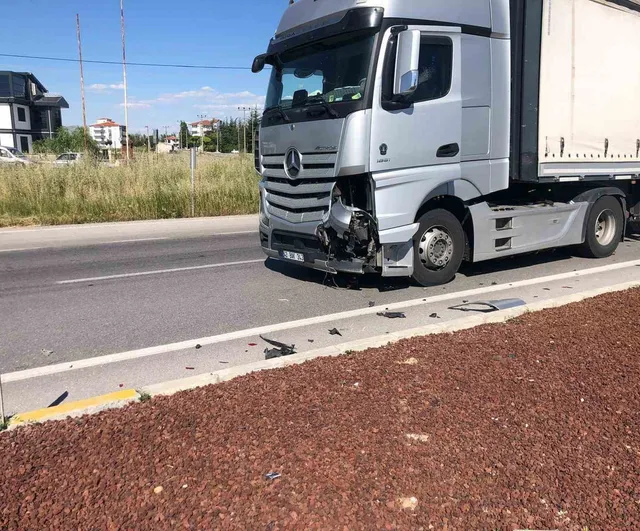 Bolvadin’de trafik kazası: 1 yaralı