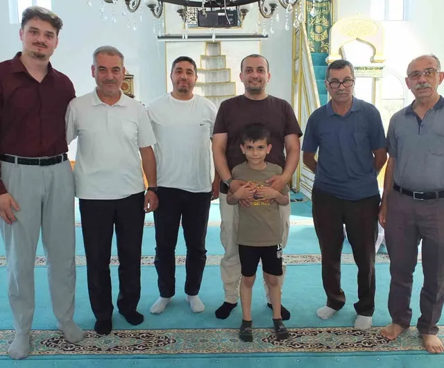 Burhaniye'de imam dayanışması sürüyor