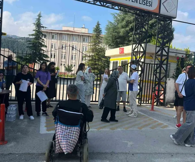Bursa Büyükşehir'den LGS sınavına ulaşım desteği