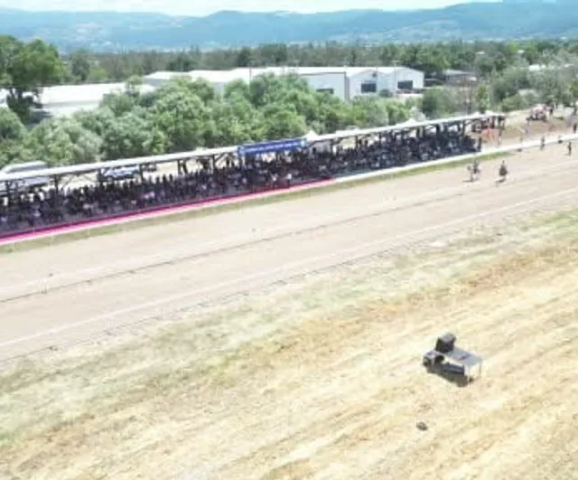 Bursa'da geleneksel rahvan at yarışları nefes kesti