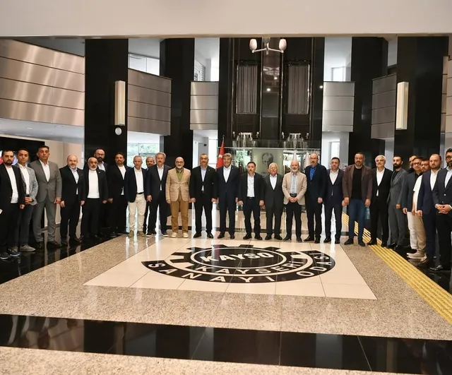 Büyükkılıç, Kayseri Sanayi Odası istişare toplantısına katıldı