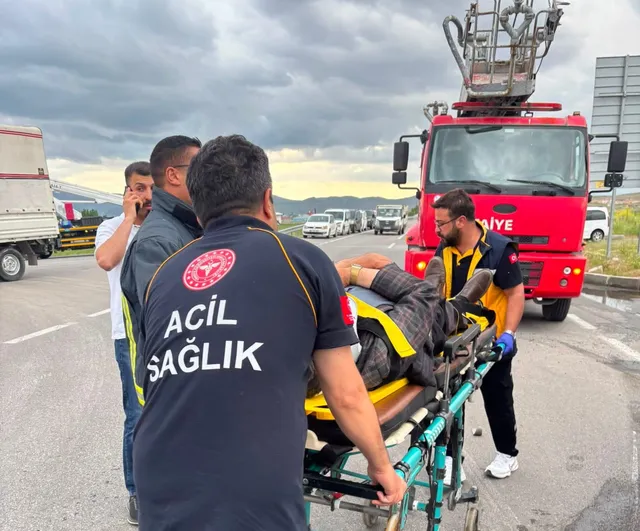 Çaldıran'da trafik kazası: 3 yaralı