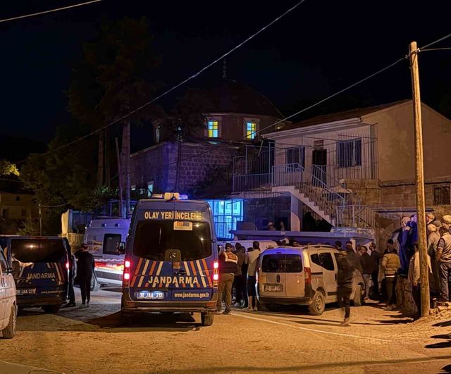 Camide 2 kişiyi öldüren saldırganın asıl hedefi imammış
