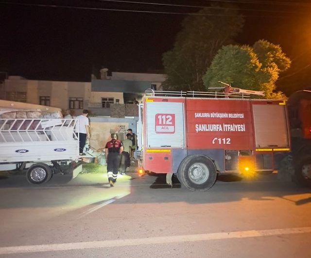 Ceylanpınar'da gece ev yangını: Bahçelievler Mahallesi'nde hasar oluştu