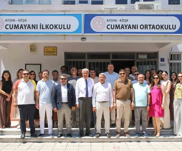 Cumayanı Ortaokulu 2025-2026 yıl sonu sergisini açtı