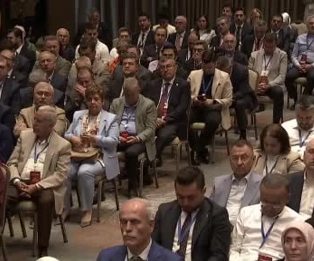 Cumhurbaşkanı Erdoğan: başörtüsü marjinal ya da radikal bir simge değildir