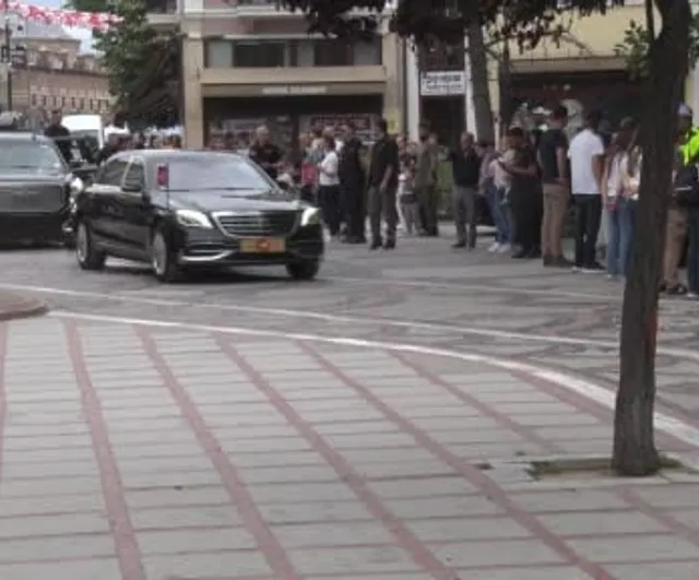Cumhurbaşkanı Erdoğan Edirne'de esnaf ve vatandaşlarla sohbet etti