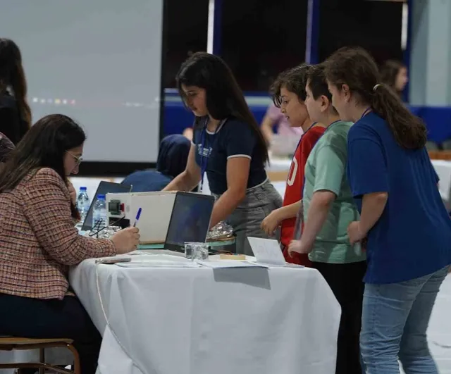 DENEYAP teknoloji atölyeleri'nde proje şenliği düzenlendi