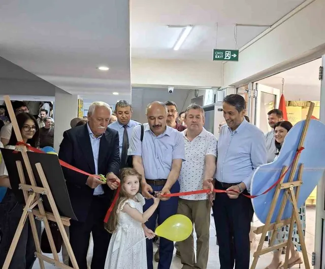 Devrek Hamidiye Anadolu Lisesi'nde şiir ve resim etkinliği