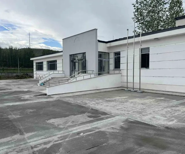 Digor’da Modern Spor Kompleksi İnşaatı Sürüyor: Gençlere ve Sporculara Yeni Tesis