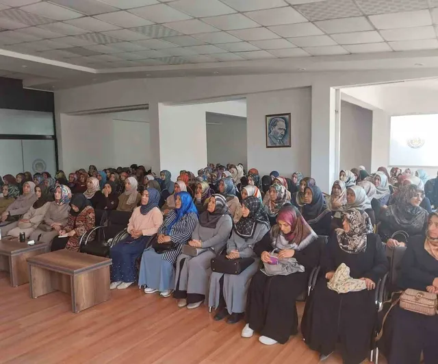 Elazığ’da yaz Kur’an kursu öğreticilerine hizmet içi eğitim