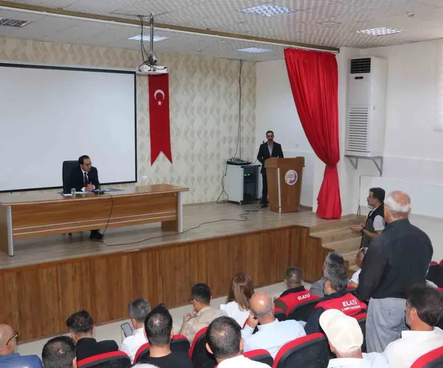 Elazığ'ın Kovancılar ilçesinde arazi yangınlarına karşı koordinasyon toplantısı
