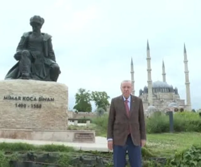 Erdoğan Edirne’de vatandaşlarla Saraçlar Caddesi’nde buluştu