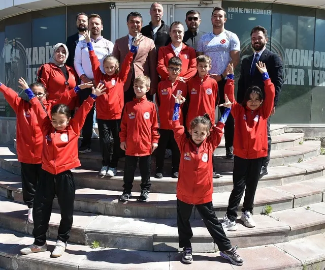 Erzurum Gençlik Spor Kulübü cimnastikçileri ANALİG bölge yarışmaları için yola çıktı