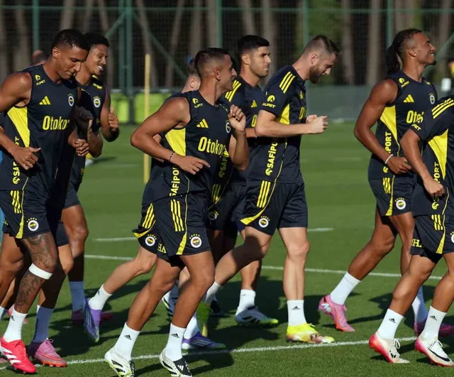 Fenerbahçe, Avusturya Kampında 5-16 Temmuz Tarihleri Arasında 3 Hazırlık Maçı Oynayacak