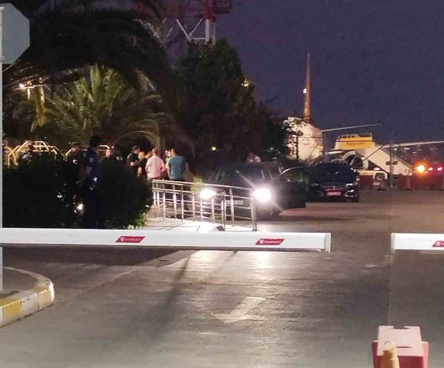 Fenerbahçe'nin yeni transferi Vedat Muriqi İstanbul'a geldi