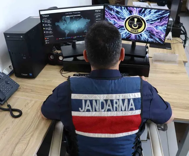 Gaziantep’te jandarmadan siber dolandırıcılık operasyonu: 16 şüpheli yakalandı