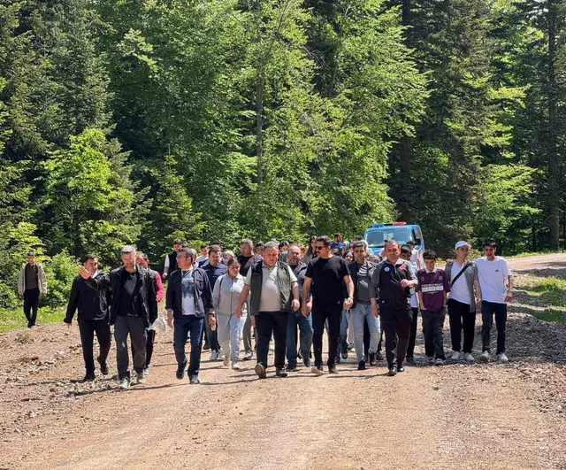 Hanönü'de Gençlik Haftası yürüyüşü: 7 kilometrelik rota Akgöl Tabiat Parkı'nda sonlandı