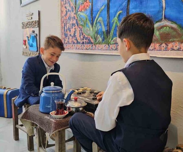 Hasköy'de 'Hayat Boyu Öğrenme Haftası' Sergisi Açıldı