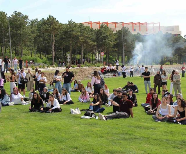 Hitit Üniversitesi'nde Sağlık, Kültür ve Spor Fest ’26 düzenlendi