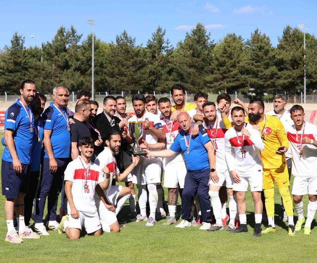 İstanbul bölgeler karması UEFA Regions' Cup Türkiye şampiyonu oldu