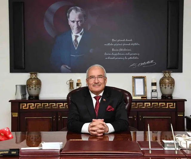 İYİ Parti'li Kocamaz: hastalığım ve devlete güvenim dolandırılmama neden oldu