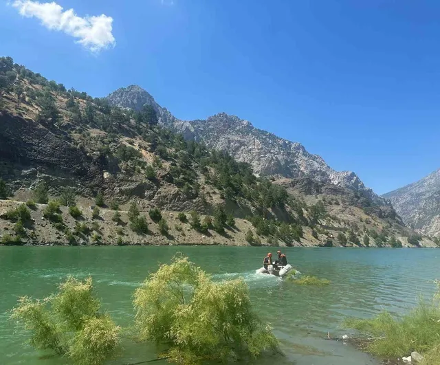 Kahramanmaraş'ta nehirde kaybolan vatandaşı arama çalışmaları sürüyor