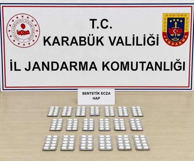 Karabük'te jandarmadan uyuşturucu operasyonu: 331 sentetik hap ele geçirildi