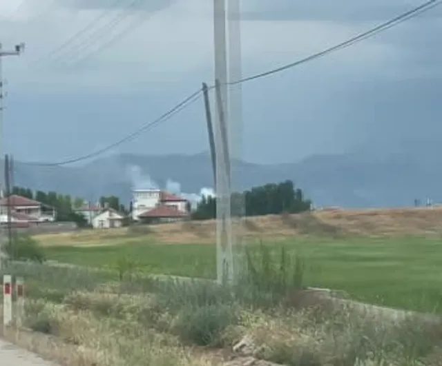 Karaman'da Esentepe Köyü'nde Müştemilatta Çıkan Yangın Eve Sıçramadan Söndürüldü