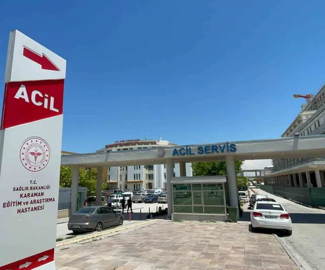 Karaman'da itfaiye erinin koluna yapışan kene hastanede kontrollü şekilde çıkarıldı