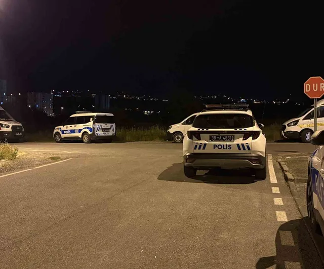 Kayseri'de polis memuru aileye not bırakarak intihar etti